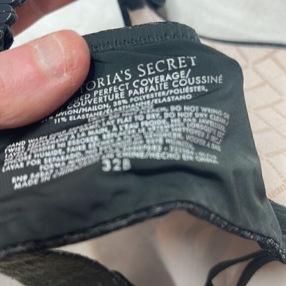 Victoria Secret Padded Perfect Coverage Heathered Black Bra. Size 32B. - Picture 10 of 10